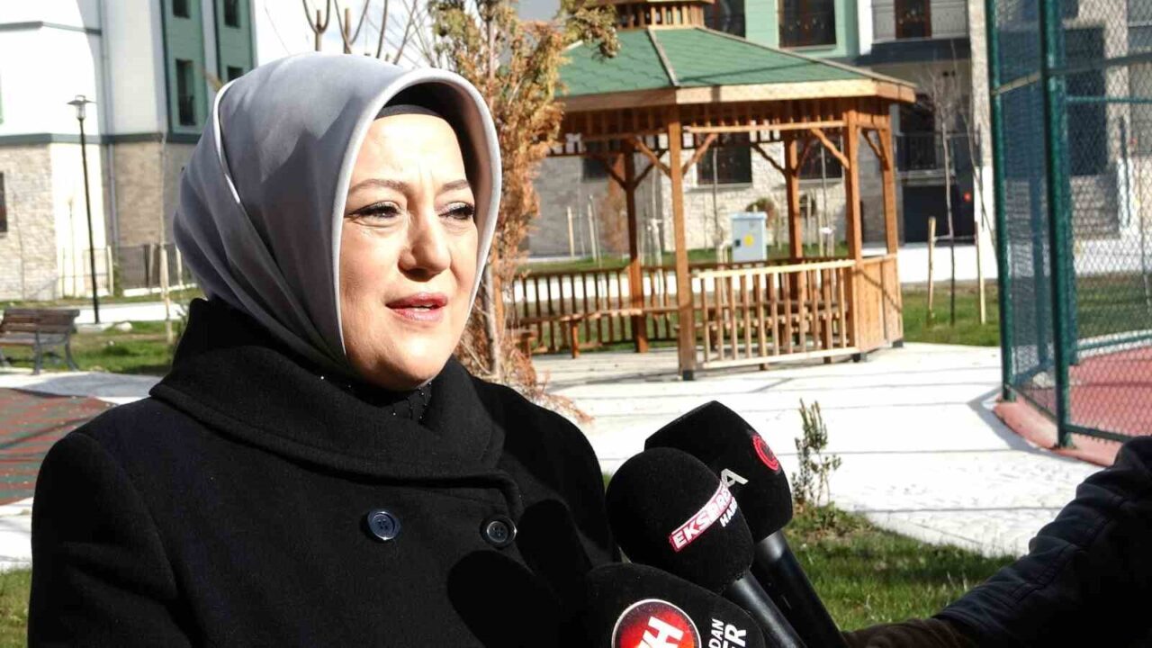 AK Parti Kütahya İl Başkanı Ceyda Çetin Erenler, 23 Şubat'ta