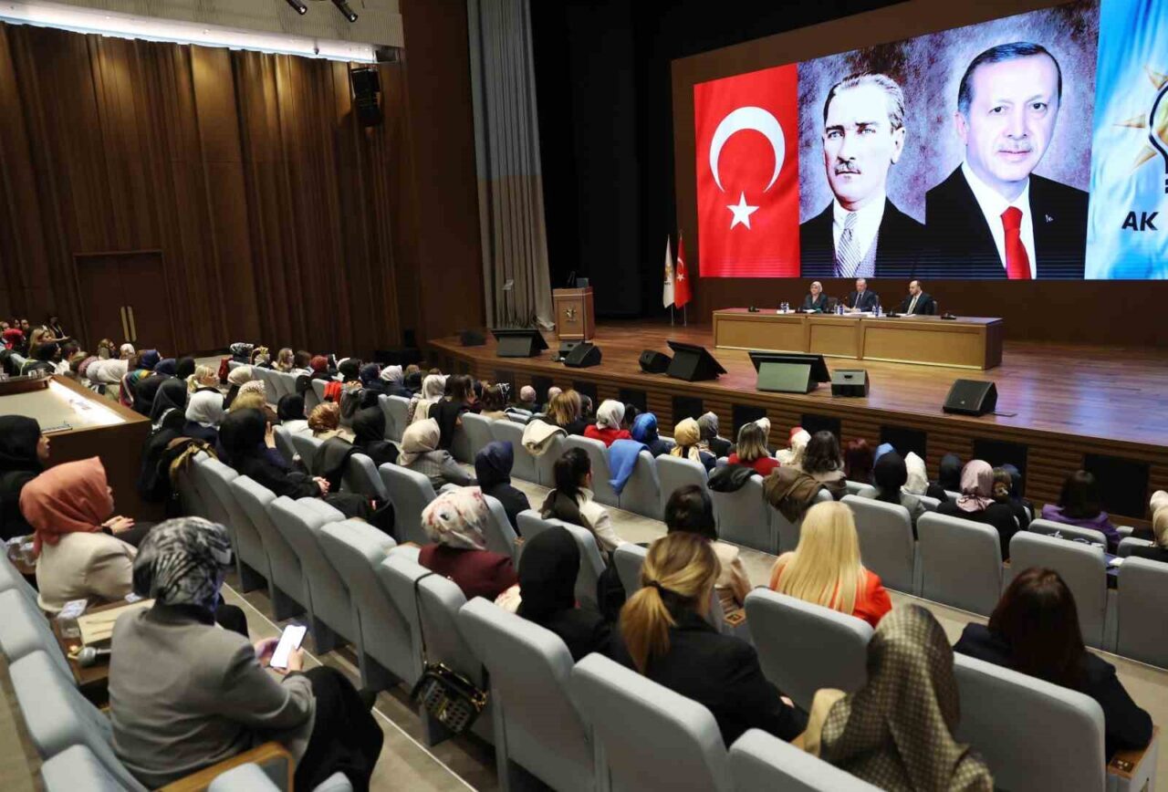 Cumhurbaşkanı Recep Tayyip Erdoğan liderliğinde, AK Parti Kadın Kolları Merkez