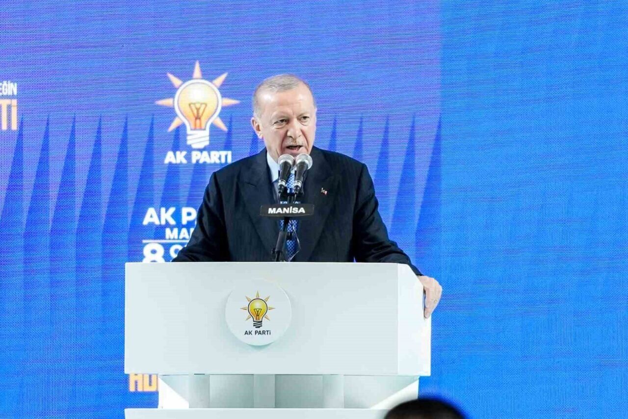 Cumhurbaşkanı Recep Tayyip Erdoğan, AK Parti'nin Manisa 8. Olağan İl