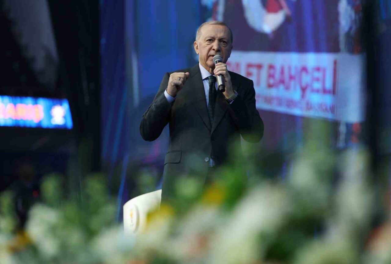 Cumhurbaşkanı Recep Tayyip Erdoğan, AK Parti'nin 8. Olağan Büyük Kongresi'nde