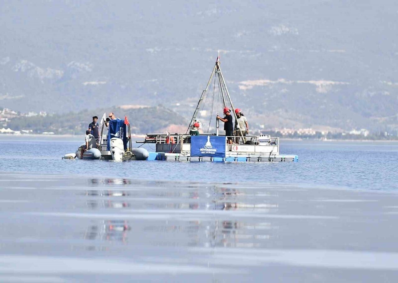 İzmir Büyükşehir Belediyesi, depreme dirençli şehir oluşturma amacıyla Deprem Master