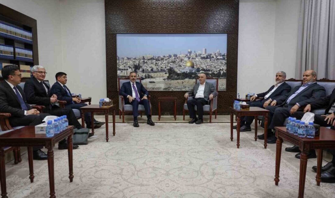 Bakan Fidan, Katar’da Hamas Yetkilileri ile Görüşerek Gazze’nin Durumunu Değerlendirdi Dışişleri Bakanı Hakan Fidan, Katar'da yaptığı resmi ziyaret çerçevesinde Hamas