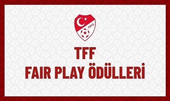Elazığspor Taraftarına TFF’den Fair Play Onuru Türkiye Futbol Federasyonu, Elazığspor taraftarını Fair-Play Ödülü ile ödüllendirdi. Taraftarlar,
