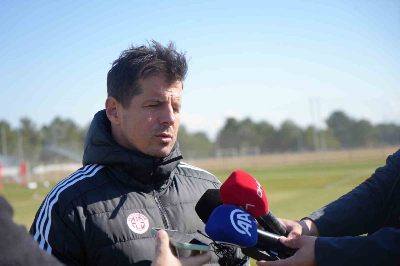 Antalyaspor Teknik Direktörü Emre Belözoğlu, Kasımpaşa karşısında iç saha avantajını