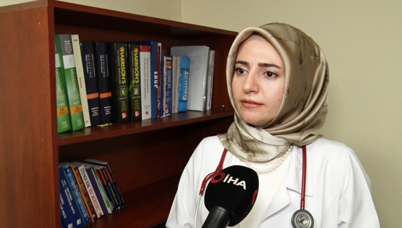 İç Hastalıkları Uzmanı Dr. Menekşe Çaptuğ, enerji içeceklerinin gençler arasında