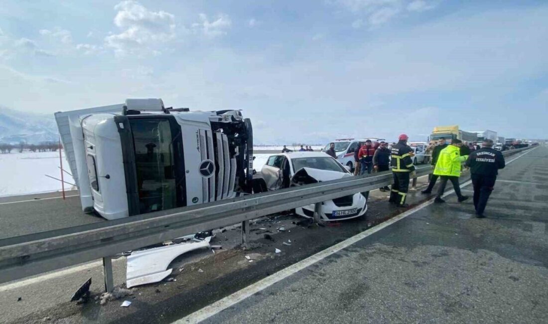 Erzincan’da Tır ve Otomobilin Çarpışması Sonucu 3 Kişi Yaralandı Erzincan'da tır ve otomobilin çarpışması sonucunda A.G., C.A. ve C.A.'nın