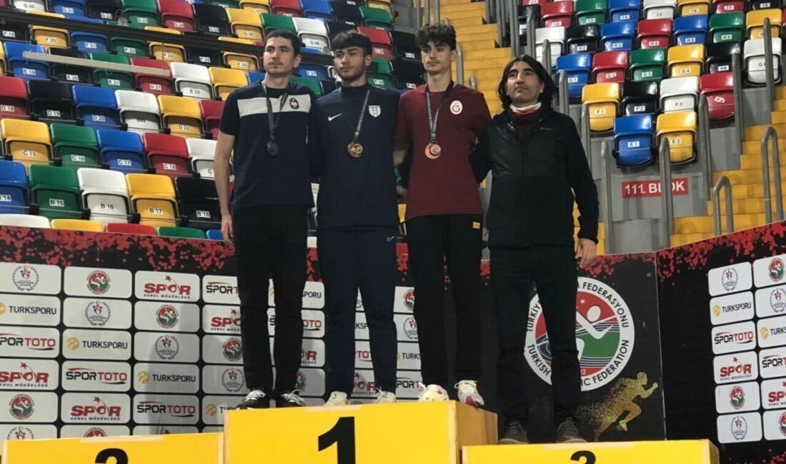 Erzincanlı atlet Mehir İçli, İstanbul’da düzenlenen U18 Türkiye Salon Atletizm Şampiyonası’nda 14.02 metre ile Türkiye üçüncüsü oldu. Erzincanlı atlet Mehir İçli, 31 Ocak-2 Şubat 2025 tarihleri arasında