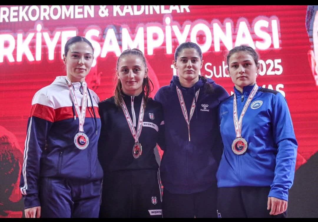 Erzincanlı güreşçiler, 11-15 Şubat 2025 tarihleri arasında Sivas'ta düzenlenen U23