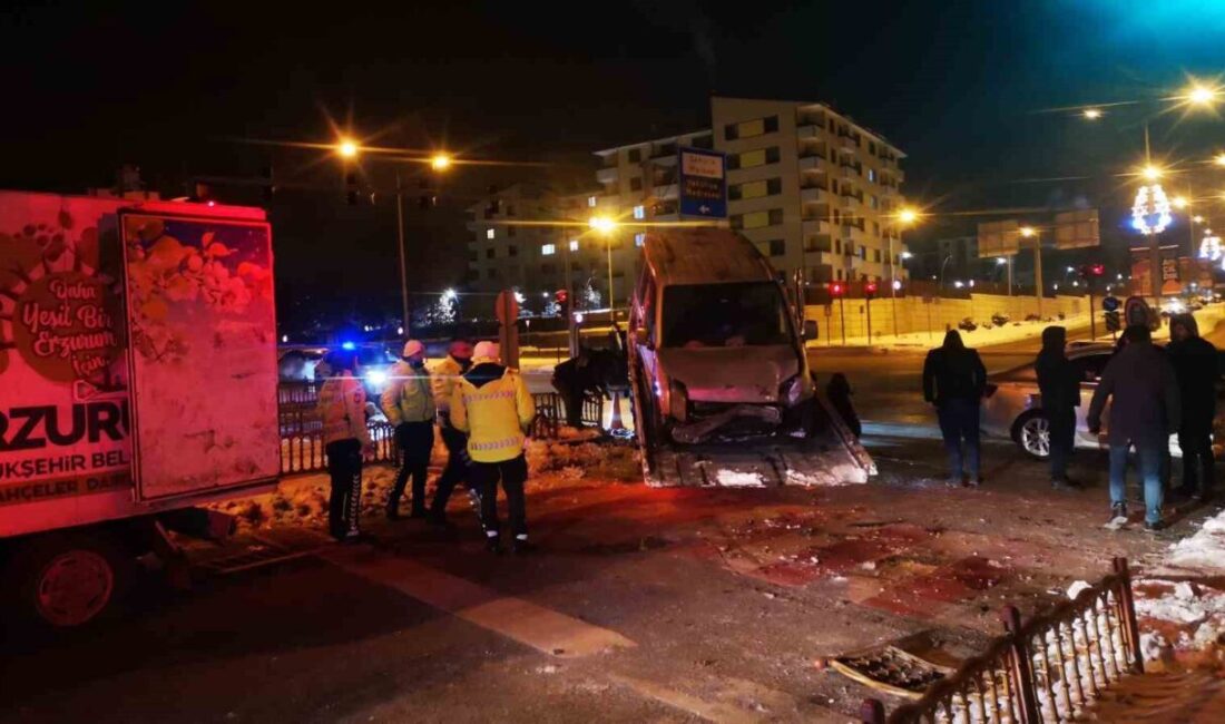 Erzurum’da Trafik Kazası: 7 Yaralı, Araçlar Hasar Gördü Erzurum'da meydana gelen trafik kazasında Mete M. ve Kadir Ç.