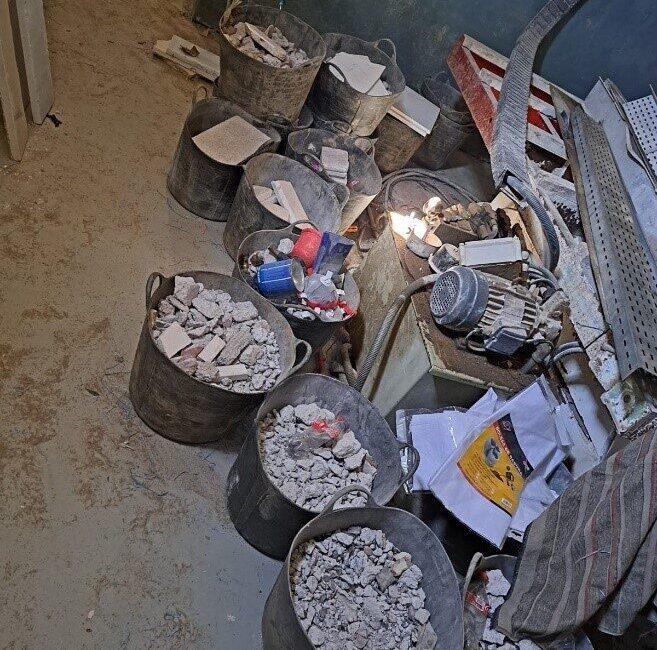 Ceuta ile Fas Arasında Uyuşturucu Kaçakçılığı İçin Kullanılan Derin Tünel Bulundu İspanyol polisi, Fas'tan Ceuta'ya uzanan 12 metre derinliğinde bir uyuşturucu