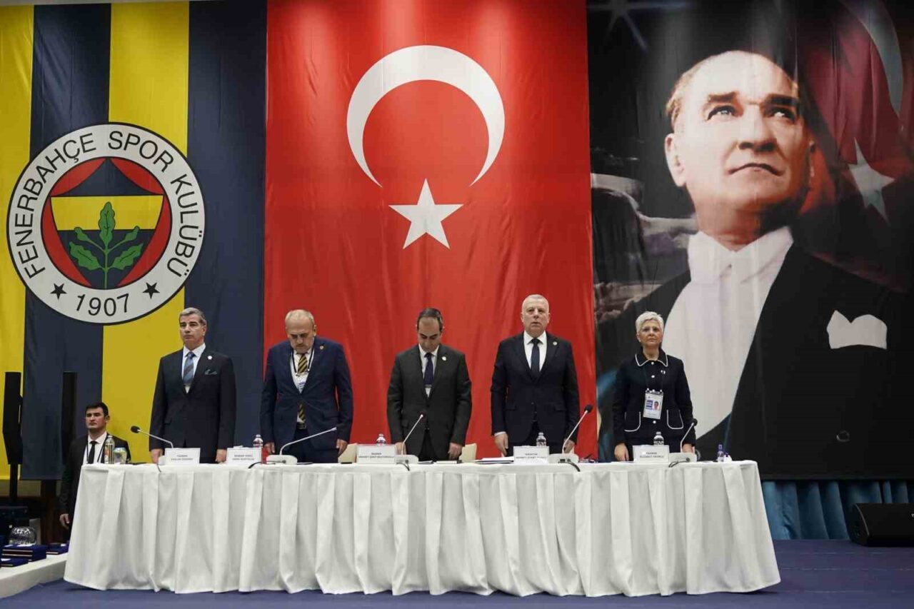 Fenerbahçe'nin Olağan Yüksek Divan Kurulu Toplantısı, Faruk Ilgaz Tesisleri'nde başladı.