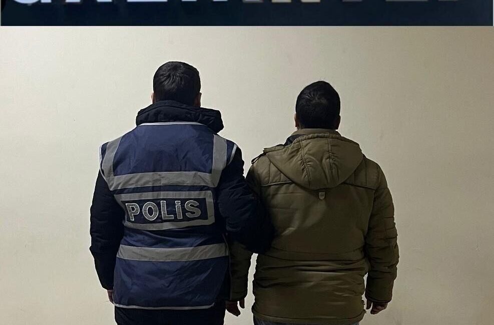 Gaziantep’te 34 Yıl Hapis Cezası Olan Şüpheli, Emniyet Ekipleri Tarafından Yakalandı Gaziantep'te Asayiş Şube Müdürlüğü, güveni kötüye kullanmaktan 34 yıl hapis