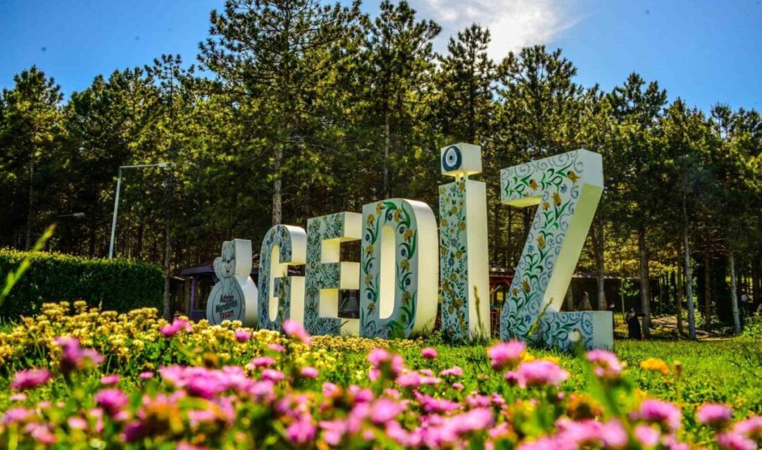 Gediz’de 2022’de 702 milyon TL’lik ihracat gerçekleştirildi, sanayi gücü vurgulandı Gediz Ticaret ve Sanayi Odası Başkanı Vedat Öztürk, 2022 yılında