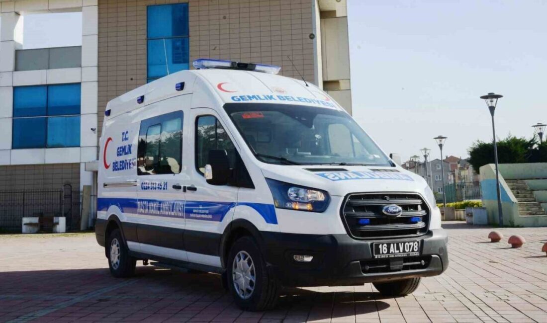 Gemlik Belediyesi’nden Yatacak Hasta Nakil Hizmetine Ücretsiz Destek Gemlik Belediyesi, yatağa bağımlı hastalar için ücretsiz hasta nakil hizmeti