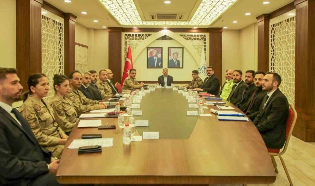 Hakkari’de bir ayda aranması olan 289 kişi yakalandı Hakkari Valisi Ali Çelik, 1-31 Ocak 2025 tarihleri arasında gerçekleştirilen