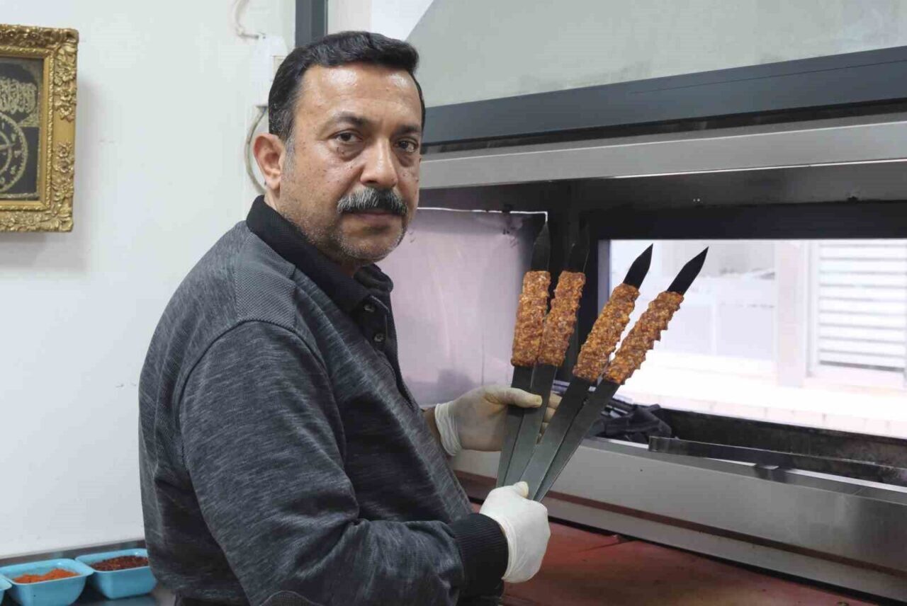 Semir Dalyan, 6 Şubat depremlerinde Hatay'da ailesinin çoğunu kaybettikten sonra