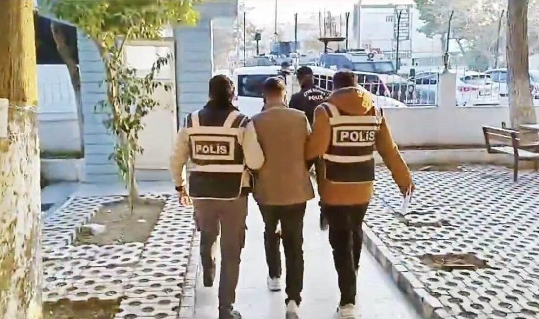 Suruç’ta Hırsızlık Zanlısı 14 Yıl 11 Ay 25 Gün Sonra Yakalandı Şanlıurfa'nın Suruç ilçesinde, hırsızlık suçundan 14 yıl 11 ay 25
