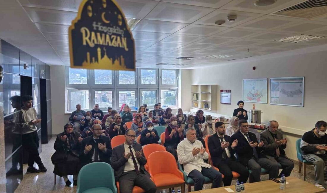Devrek Devlet Hastanesi’nde Palyatif Hastalara Manevi Destek Etkinliği Gerçekleşti Devrek Devlet Hastanesi Palyatif Servisinde, Zonguldak Devrek Müftülüğü tarafından manevi