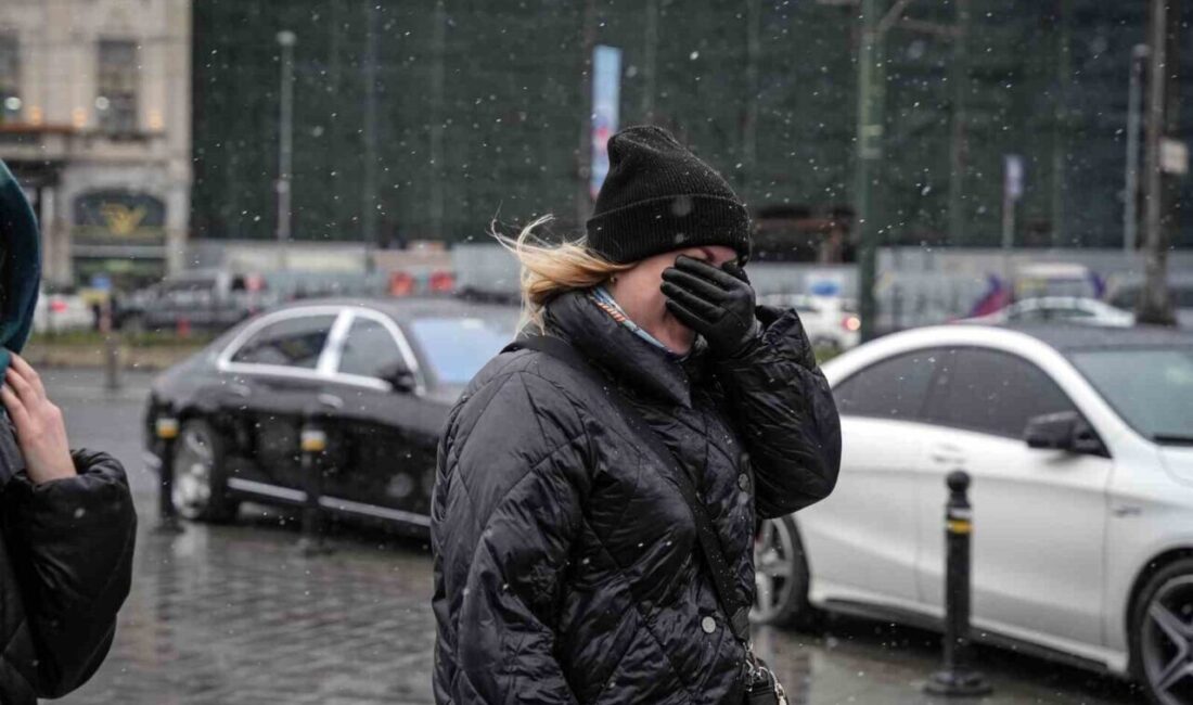 İstanbul’da sabah saatlerinde başlayan kar yağışı akşam saatlerine doğru şiddetlendi! İstanbul'da sabah başlayan kar yağışı, akşam saatlerinde şiddetini artırdı. Beşiktaş,
