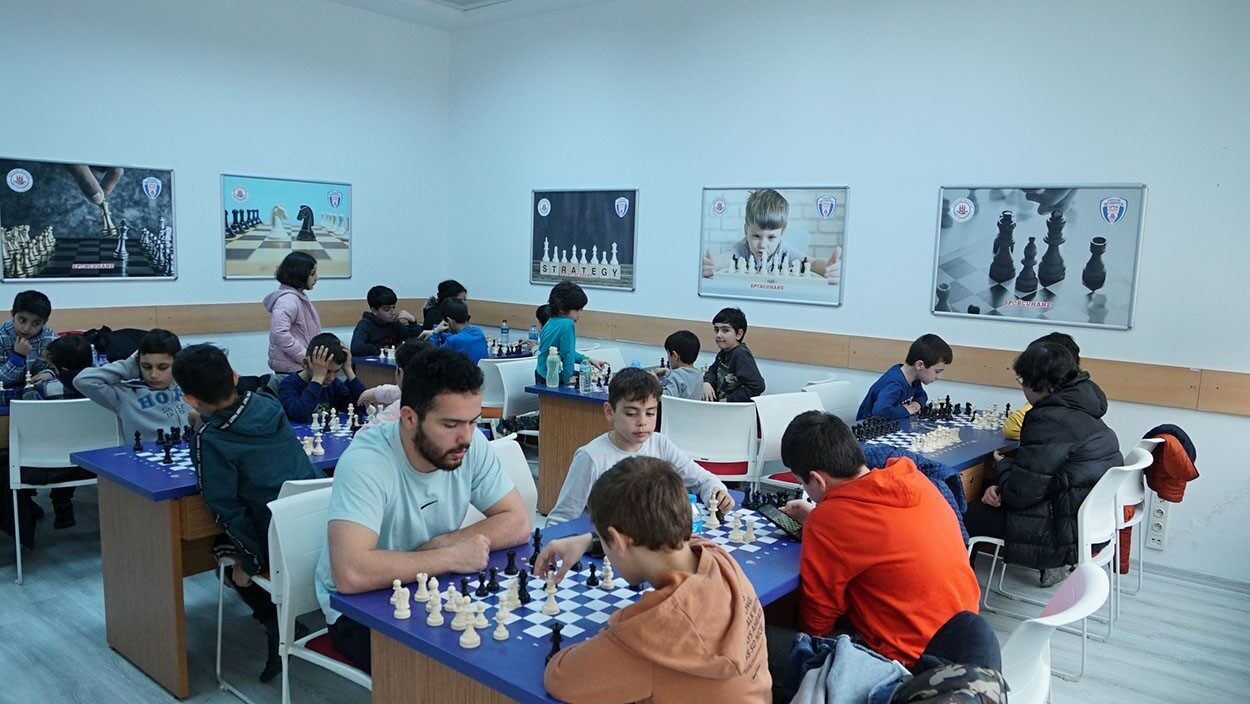 Kağıthane Belediyesi, Sporcuhane projesi ile Kış Spor Okulları’nda yeni kayıt