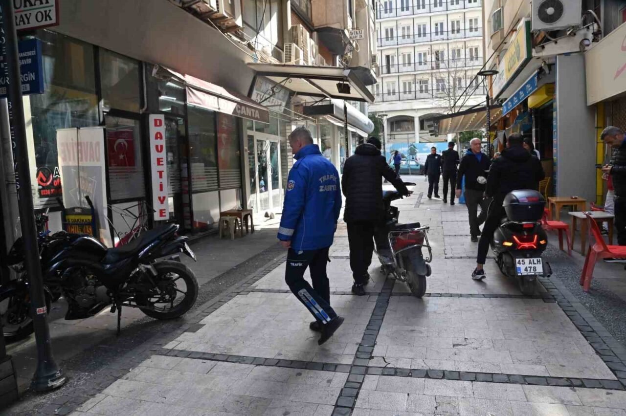 Manisa Büyükşehir Belediyesi, İl Emniyet Müdürlüğü ve Şehzadeler Belediyesi, kaldırımları