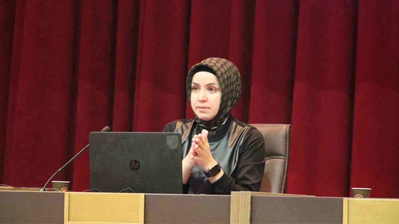 Karabük Üniversitesi Sağlık Bilimleri Fakültesi, Ebelik Bölümü öğrencilerine yönelik düzenlediği
