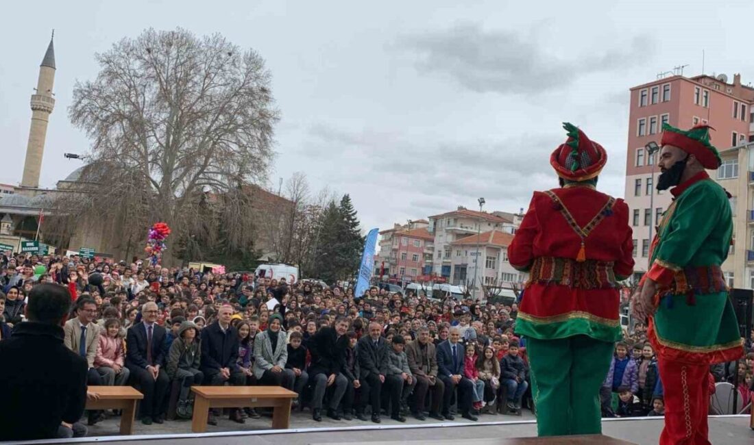 Karaman’da Ramazan Coşkusu İçin İlk “Hoş Geldin Ramazan” Etkinliği Gerçekleşti Karaman’da düzenlenen "Hoş Geldin Ramazan" etkinliği, il genelinde büyük ilgi
