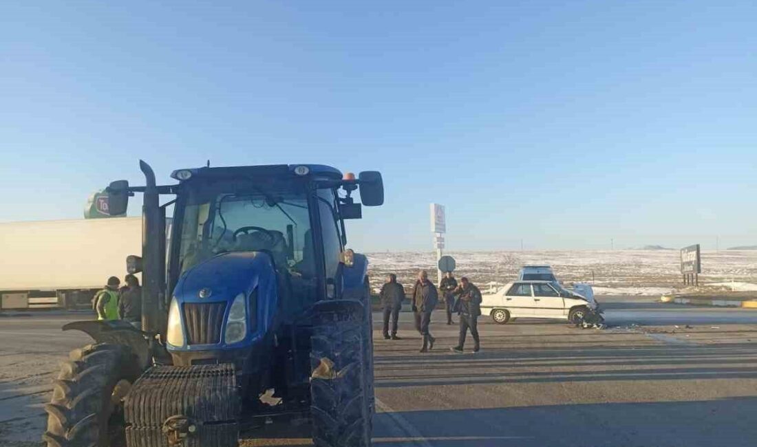 Konya’da Traktör ve Otomobil Çarpıştı: 1 Kişi Yaralandı Konya’nın Karapınar ilçesinde traktör ile otomobilin çarpışması sonucu A.C. yaralandı.