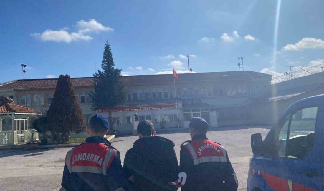 Eskişehir’de Aranan Şahıs, Kasten Öldürme Suçundan Tutuklandı ve Cezaevine Gönderildi Eskişehir'de 'Kasten Öldürme Suçu' nedeniyle aranan bir şahıs, 25 Şubat