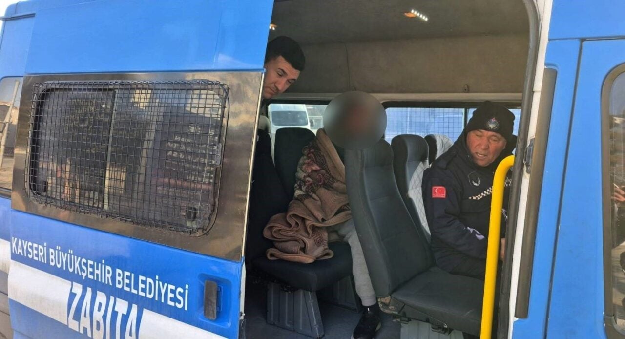 Kayseri Valiliği ve Büyükşehir Belediyesi, evsizlerin kış aylarındaki zorluklarını gidermek