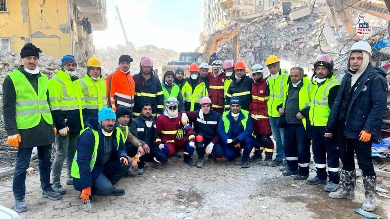Karabük Üniversitesi kurtarma ekibi, 6 Şubat 2023'teki Kahramanmaraş depremlerinde yaşadıklarını