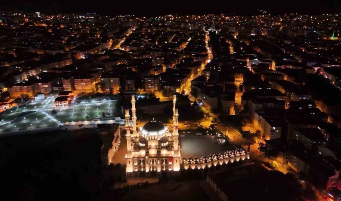 Kırıkkale’de Berat Kandili Kutlamaları Camilerde Coşkuyla Gerçekleştirildi Kırıkkale'de Berat Kandili, camilerde düzenlenen etkinliklerle kutlandı. İl Müftülüğü tarafından