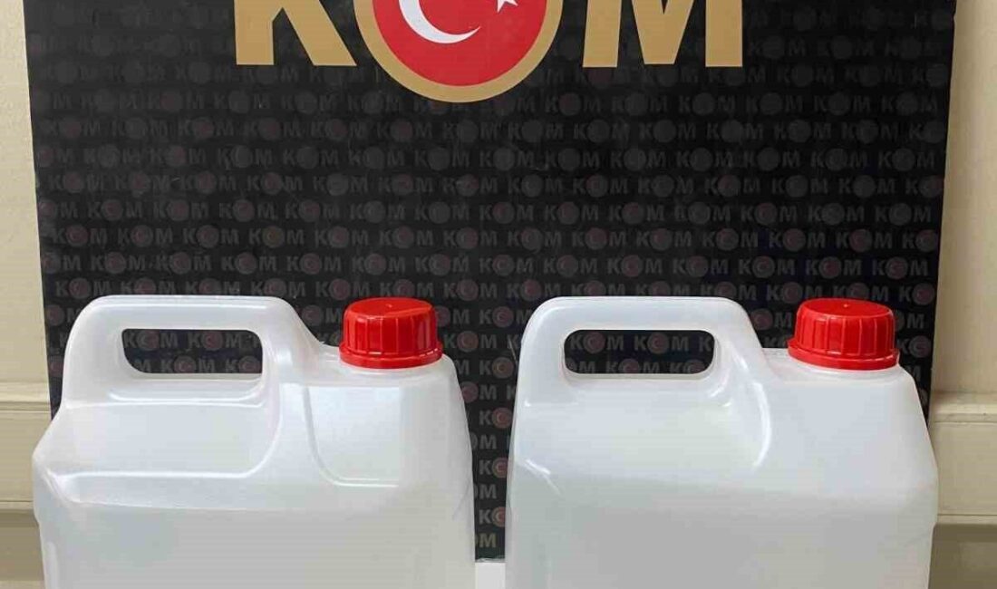 Kırıkkale’de düzenlenen operasyonla kaçak alkol üreten bir şüpheli yakalandı Kırıkkale'de düzenlenen kaçak alkol operasyonunda M.D. gözaltına alındı. Ekipler, 10
