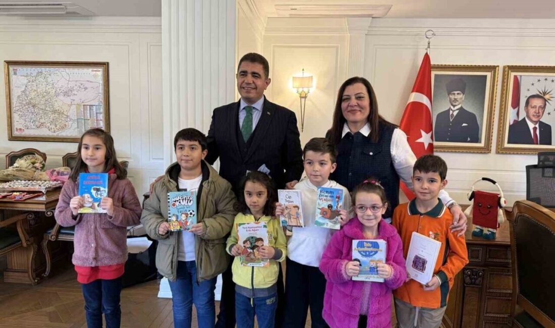 Düzce Valisi Selçuk Aslan, kar tatilinde çocukların kitap okumalarını teşvik
