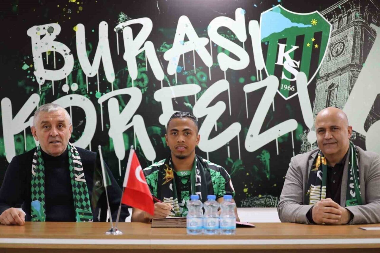 Kocaelispor, Trendyol 1. Lig'de mücadele eden takım, Hatayspor'dan sol kanat