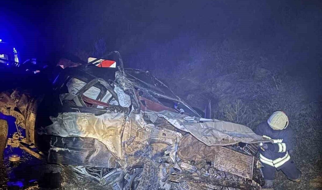 Akşehir’de Takla Atan Kamyonetin Sürücüsü Hayatını Kaybetti Konya'nın Akşehir ilçesinde Bülent Gürdallı'nın kullandığı kamyonet, direksiyon hakimiyetinin kaybolması