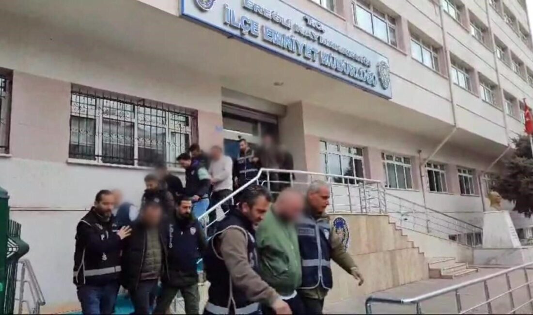 Ereğli’de Suç Örgütüne Yönelik Operasyonda 5 Şüpheli Tutuklandı Konya'nın Ereğli ilçesinde düzenlenen operasyonda, polisin yürüttüğü soruşturmada 5 kişi