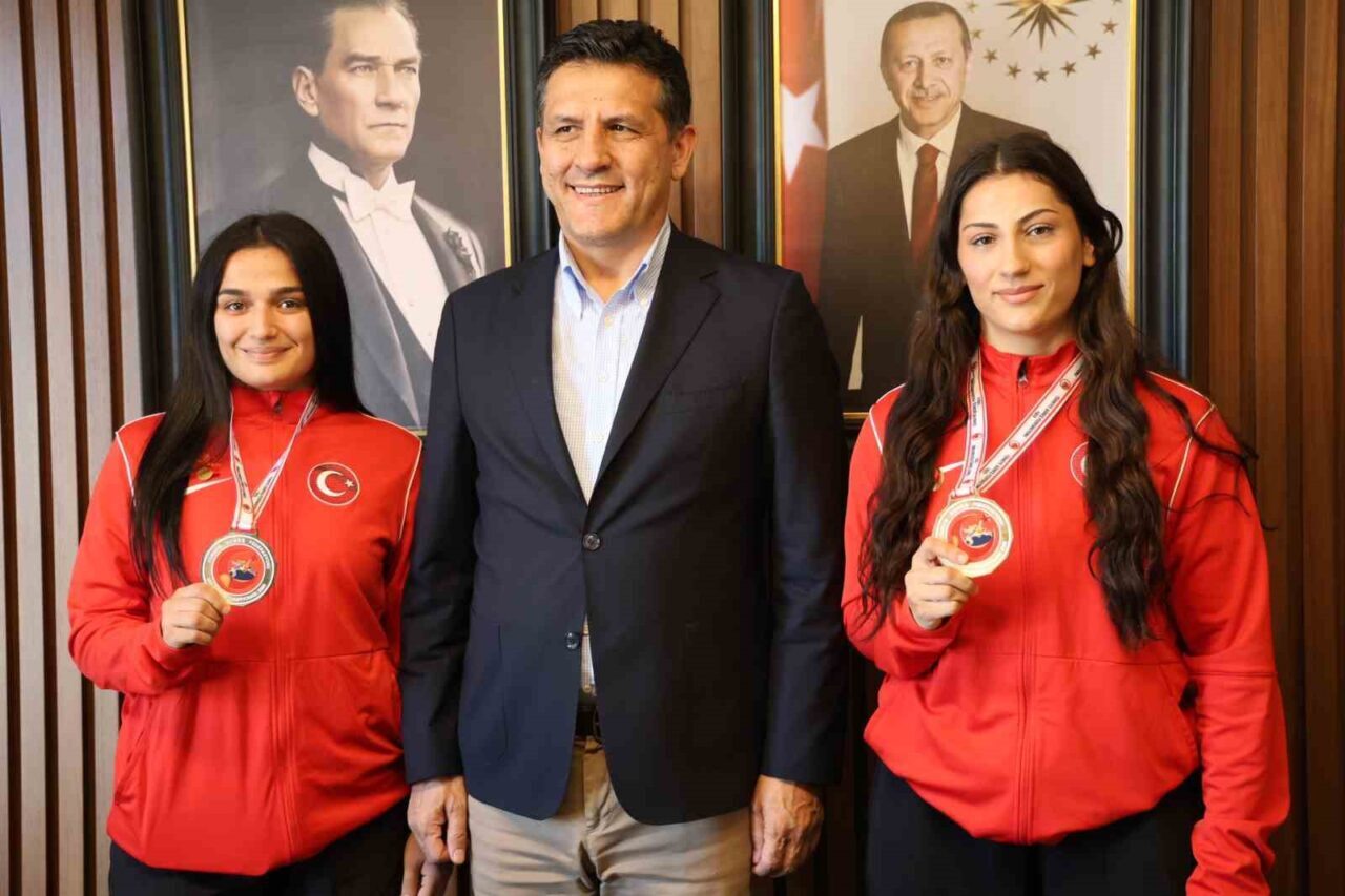 Kozan’da U23 Türkiye Şampiyonu Hatice Nur Sarı ile Türkiye 2.’si