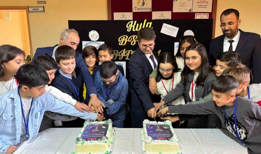 Manisa'nın Kula ilçesindeki Bekir Sacide Filiz Keleşoğlu Bilim ve Sanat