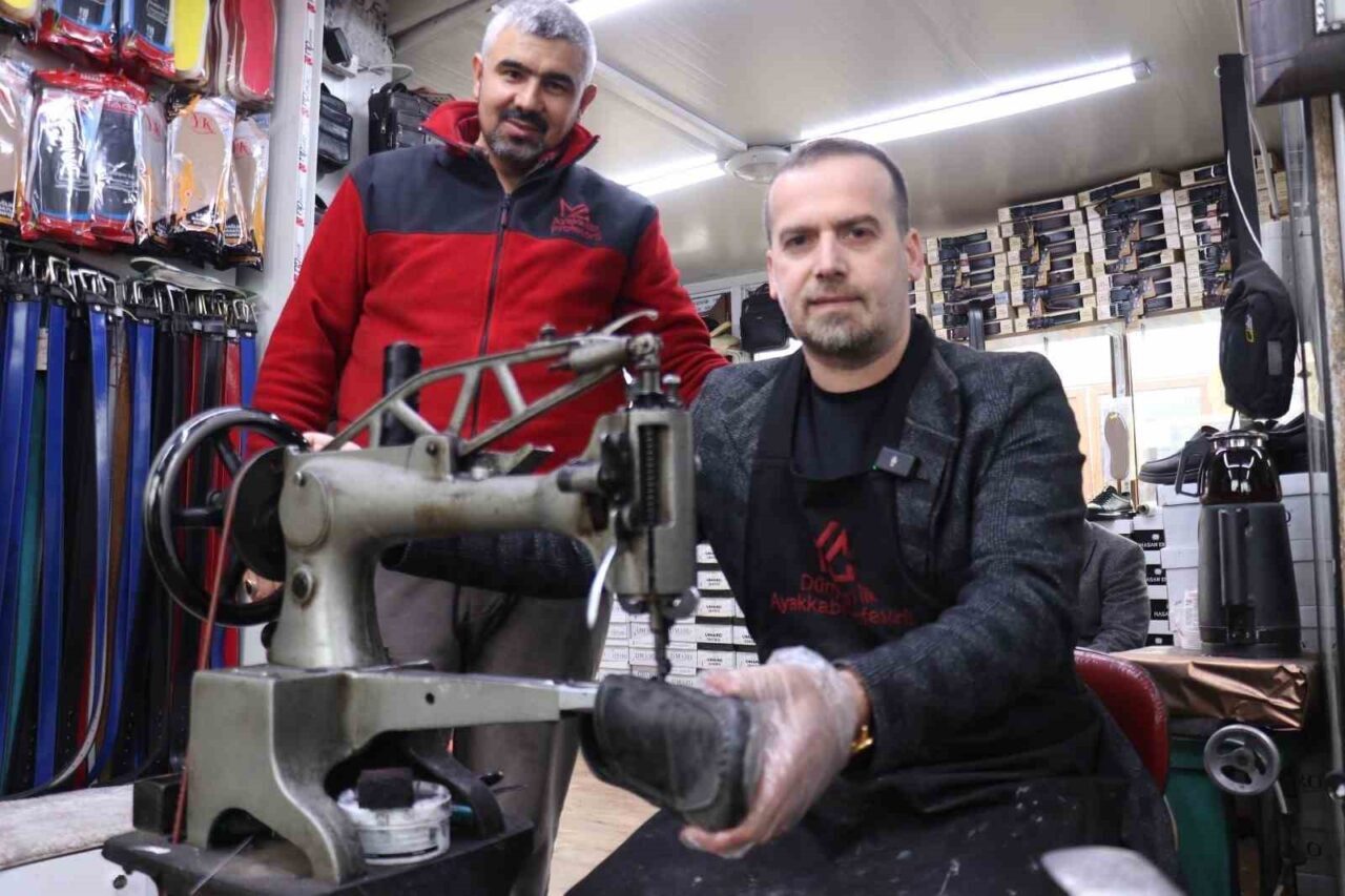 MAGİNDER Başkanı Salih Karademir, Malatya'nın konteyner çarşısında esnafları ziyaret ederek