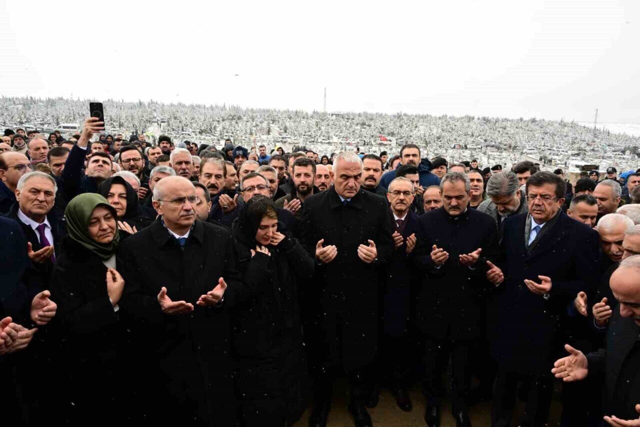 Kültür ve Turizm Bakanı Mehmet Nuri Ersoy, Malatya'da 6 Şubat