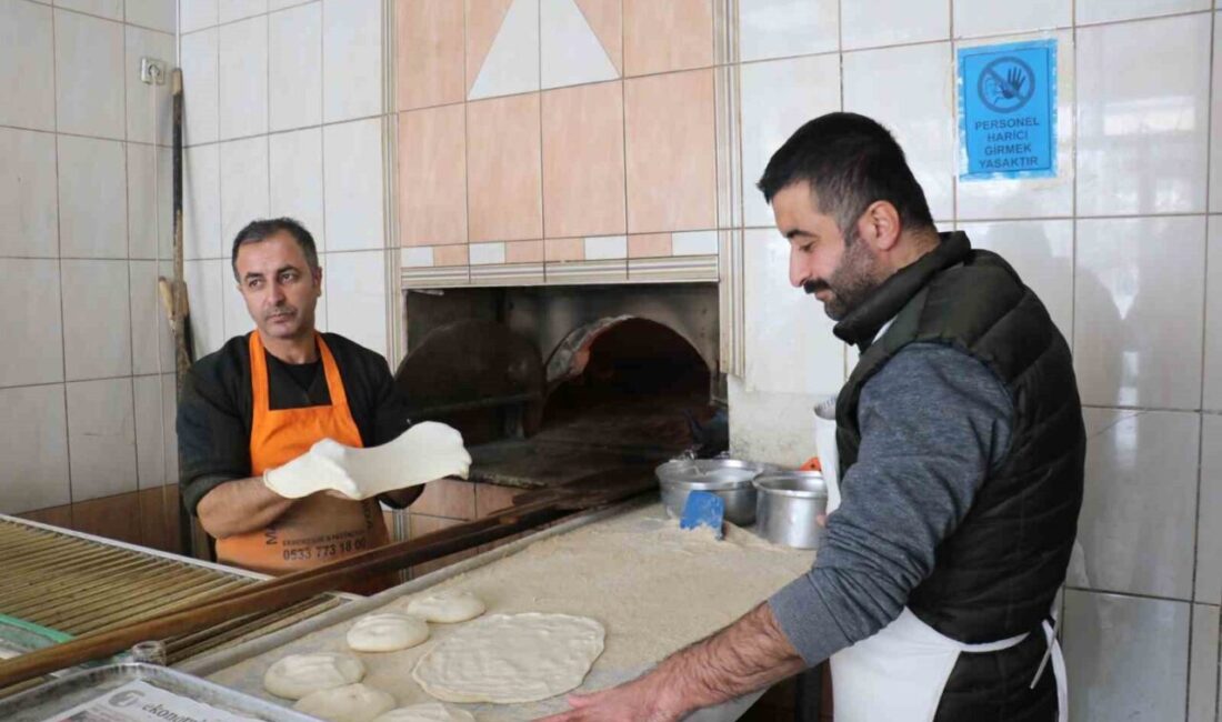 Malatya’da Ramazan pidesi zamlanmayacak, normal pide fiyatı sabit kalacak Malatya'da Ramazan'da zam yapılmaksızın satılan 200 gram pide ekmeği 10