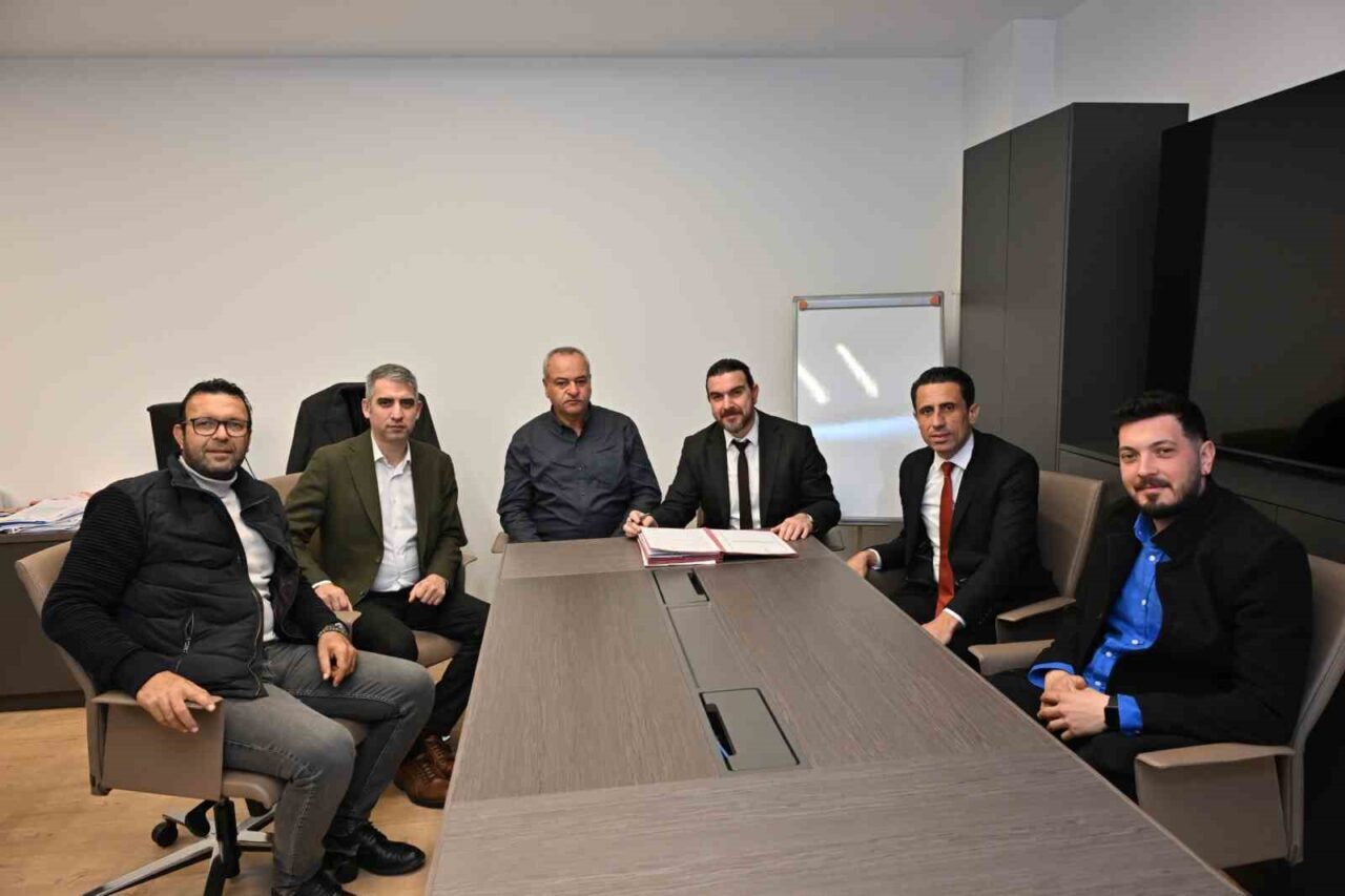 Manisa Büyükşehir Belediyesi'nin iştiraki SPİLAŞ ile Salihli Yılmaz Süt Üreticileri