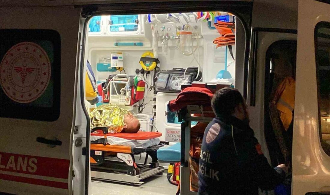 İzmit’teki mermer atölyesinde sobadan çıkan yangında bir işçi yaralandı Kocaeli'nin İzmit ilçesinde bir mermer atölyesinin mutfak kısmında sobadan çıkan