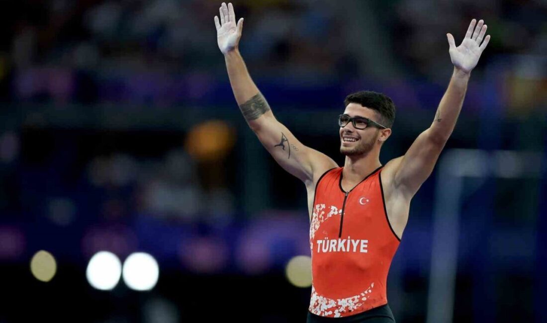 Ersu Şaşma, Fransa’daki Turnuvada Erkekler Sırıkla Atlama Şampiyonu Oldu Milli atlet Ersu Şaşma, Fransa'daki Meeting Lievin Atletizm Turnuvası'nda erkekler