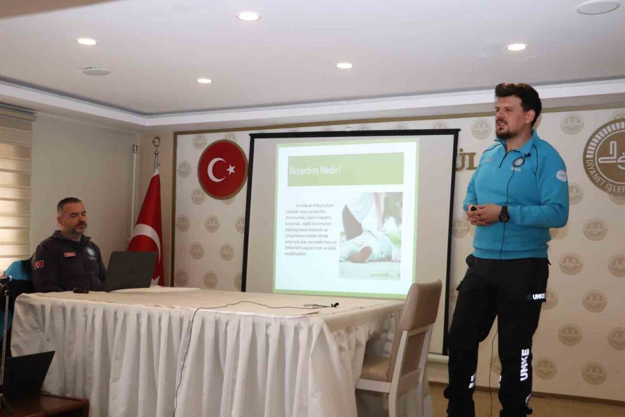 Sivas İl Müftülüğü, 4-6 Yaş Kur’an Kursu öğreticilerine ve personeline