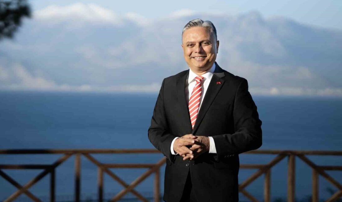 Ümit Uysal: “Adaylık Süreci İçin Henüz Erken, Ancak Gerektiğinde Demokratik Hakkımı Kullanırım” Antalya Muratpaşa Belediye Başkanı Ümit Uysal, CHP'nin Cumhurbaşkanı adaylık sürecine