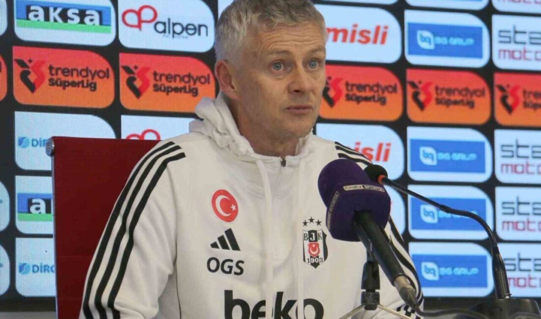 Beşiktaş, Sivasspor’u Zor Deplasmanda 2-0 Geçerek Önemli Bir Galibiyet Aldı Beşiktaş, Sivasspor'u 2-0'la geçerken, Teknik Direktör Ole Gunnar Solskjaer, bu