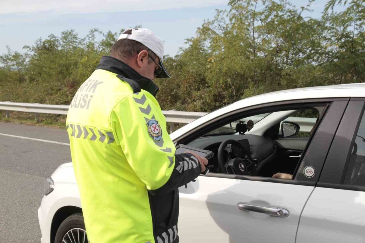 Ordu'da son bir haftada gerçekleştirilen trafik denetimlerinde 18 bin 516