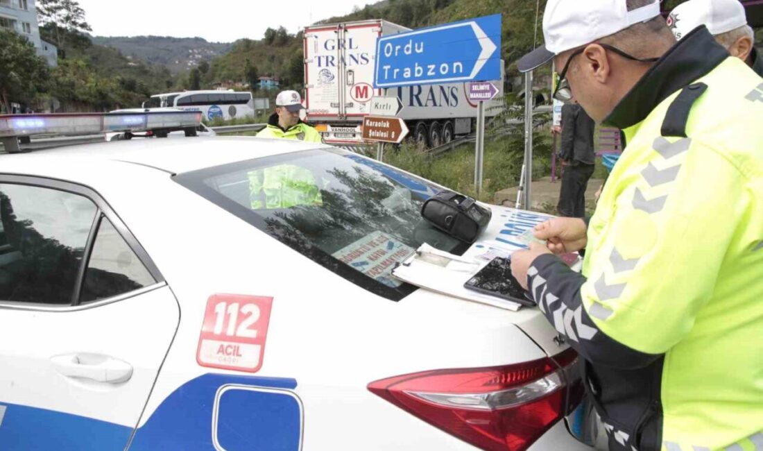 Ordu’da Trafik Kazalarının Azaltılması İçin Yapılan Denetimlerde Binlerce Araç Kontrol Edildi Ordu'da son bir haftada yapılan trafik denetimlerinde 5,138 araç kontrol
